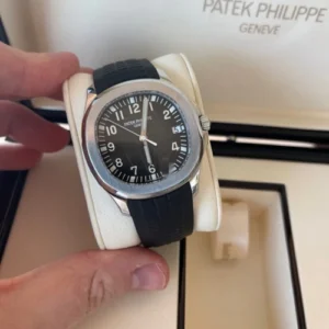 Patek Philippe Aquanaut 5167/1A-001 - Steel and Rubber Strap / Full Set