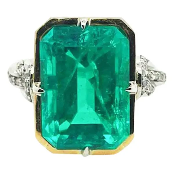 3ct Emerald in Forget Me Knot Ring Platinum and 22ct Yellow Gold