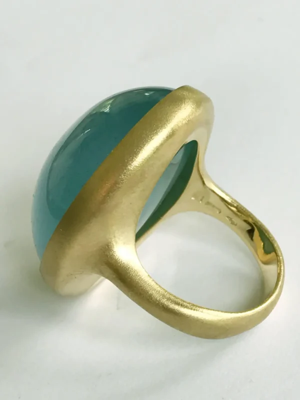 Dalben Magnificent Cabochon Aquamarine Yellow Gold Ring