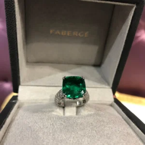 Fabergé Collection Three Colours of Love Gubelin Cert 8.27 Carat Emerald Ring