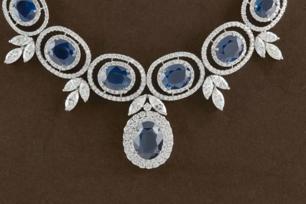 Grand Sapphire Diamond white gold Necklace