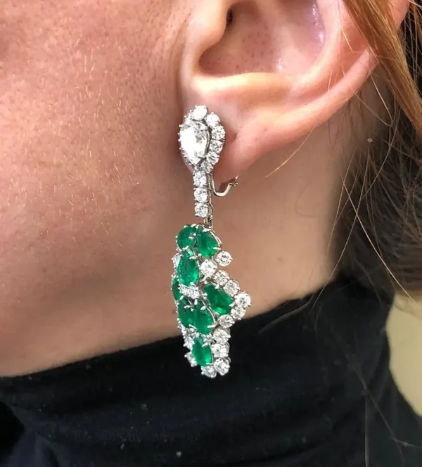 Harry Winston Emerald Diamond Chandelier Earrings