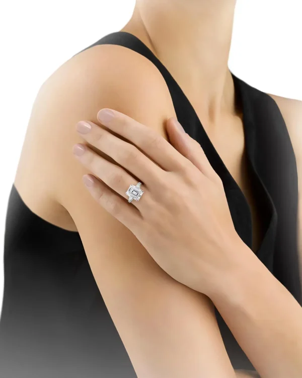 Harry Winston Golconda Diamond Ring 5.56 Carat Emerald-Cut