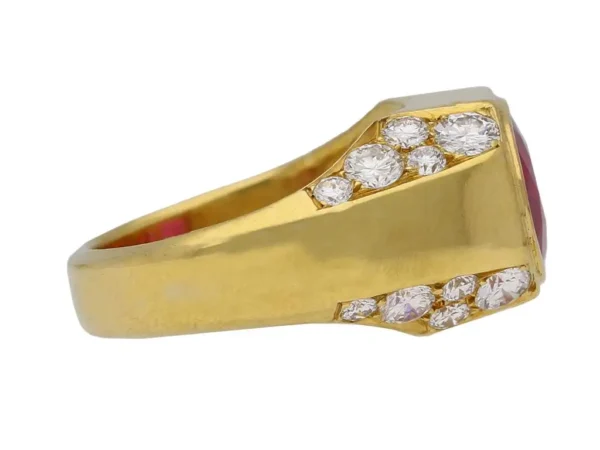 Natural Unenhanced Burmese Ruby Diamond Ring by Bulgari, circa 1970s