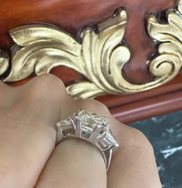 Princess Diamond Ring With 2 Carat Diamond Sides GIA Certified VS2 4.13 Carat