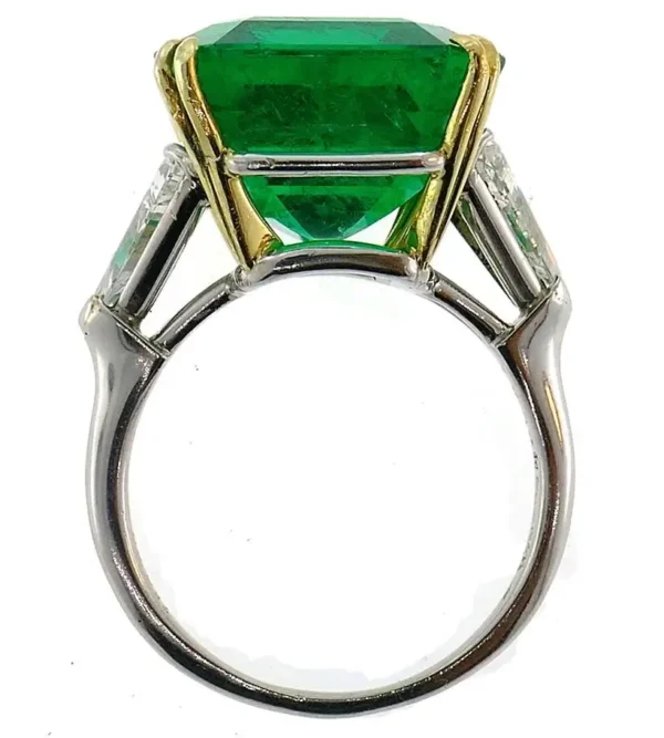 Vintage Harry Winston Emerald Diamond Platinum Ring 14.04 Carat Colombian AGL